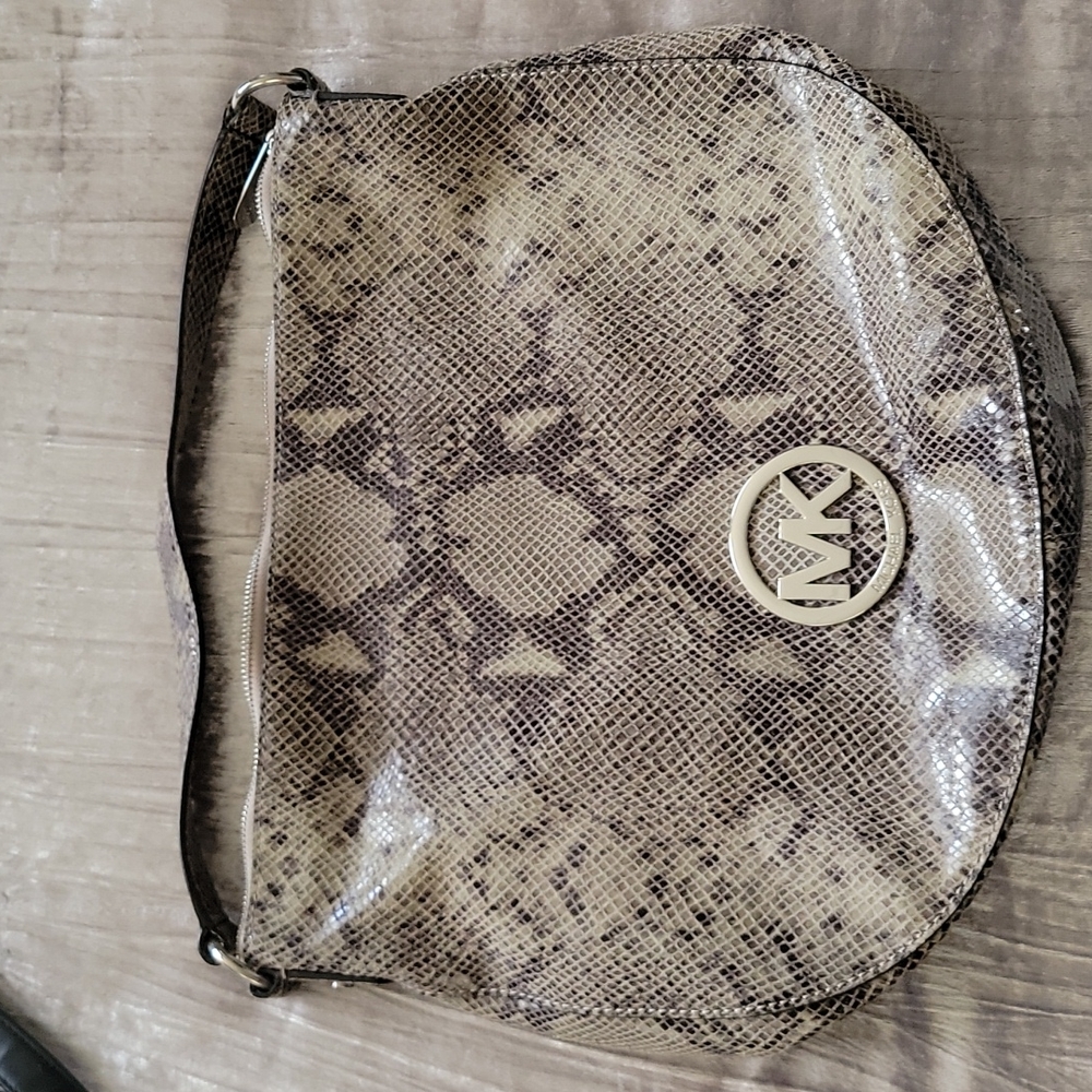 Hobo bag